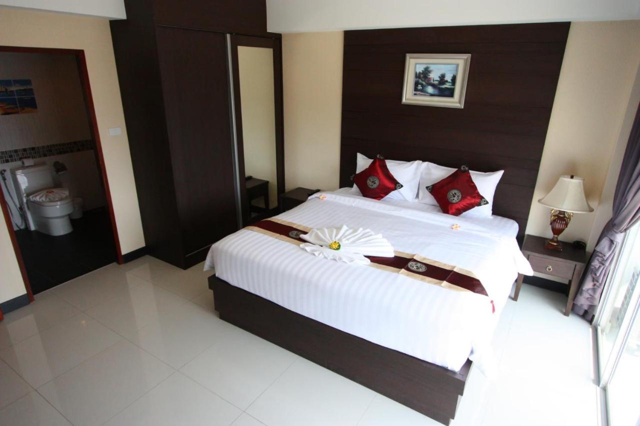 Valhalla Pattaya Hotel Jomtien Beach Exterior photo